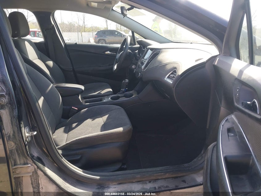 2019 Chevrolet Cruze Ls