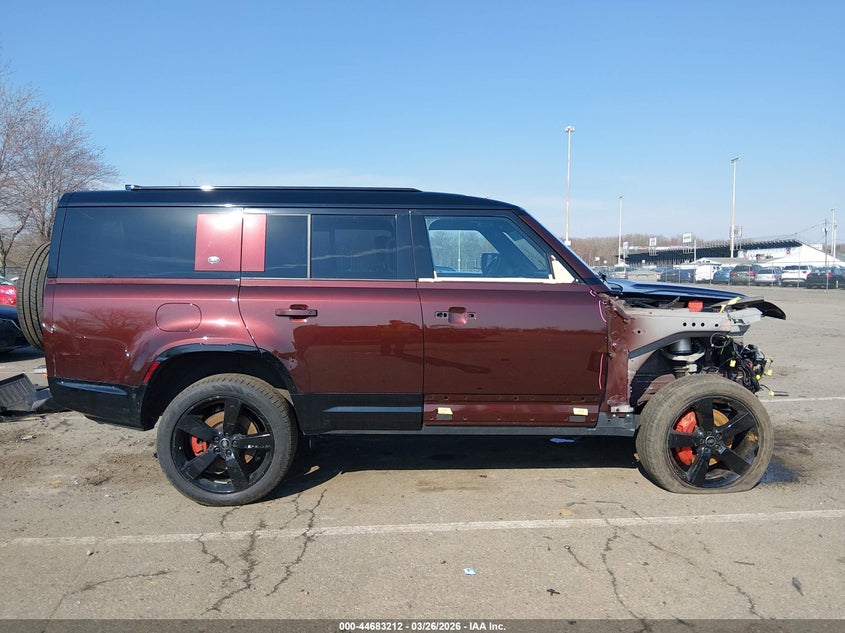 2023 Land Rover Defender 130 X VIN: SALEXFEU6P2152663 Lot: 44683212