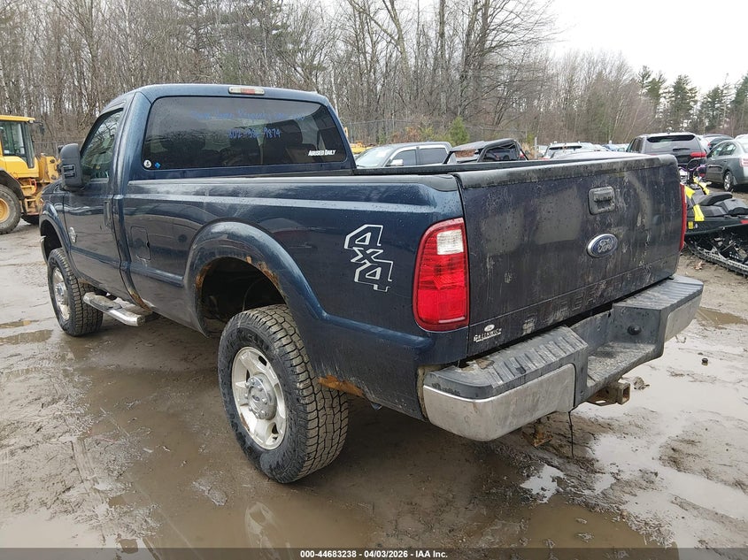 2015 FORD F-350 auction photo 3