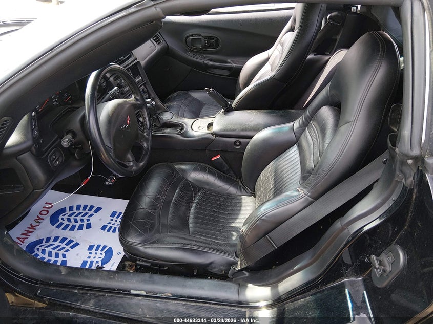 2004 Chevrolet Corvette