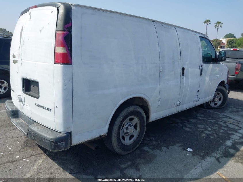 CHEVROLET EXPRESS 2004 VIN 1GCFG15X941235305