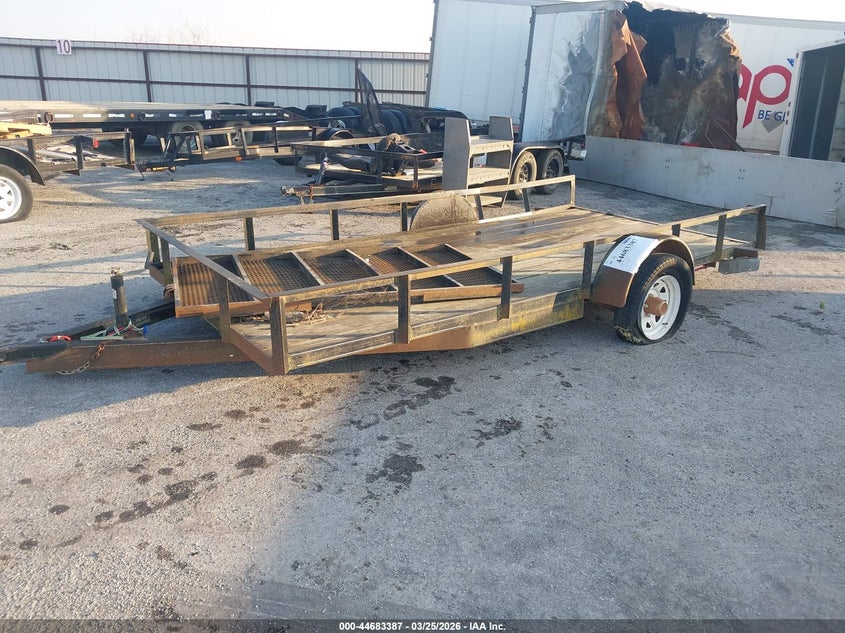 2016 UTILITY TRAILER auction photo 2