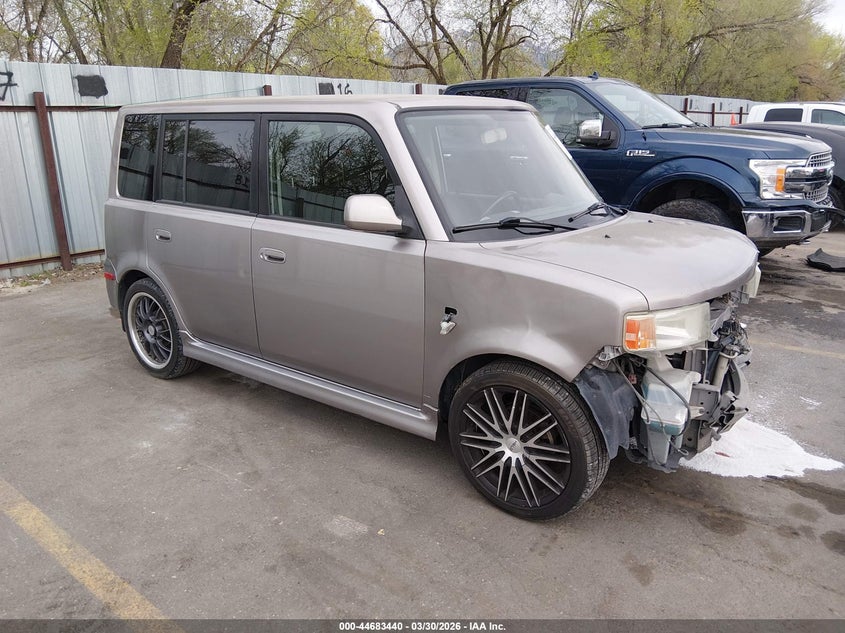 2005 Scion Xb