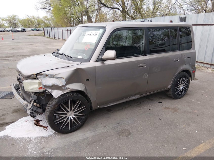 2005 Scion Xb