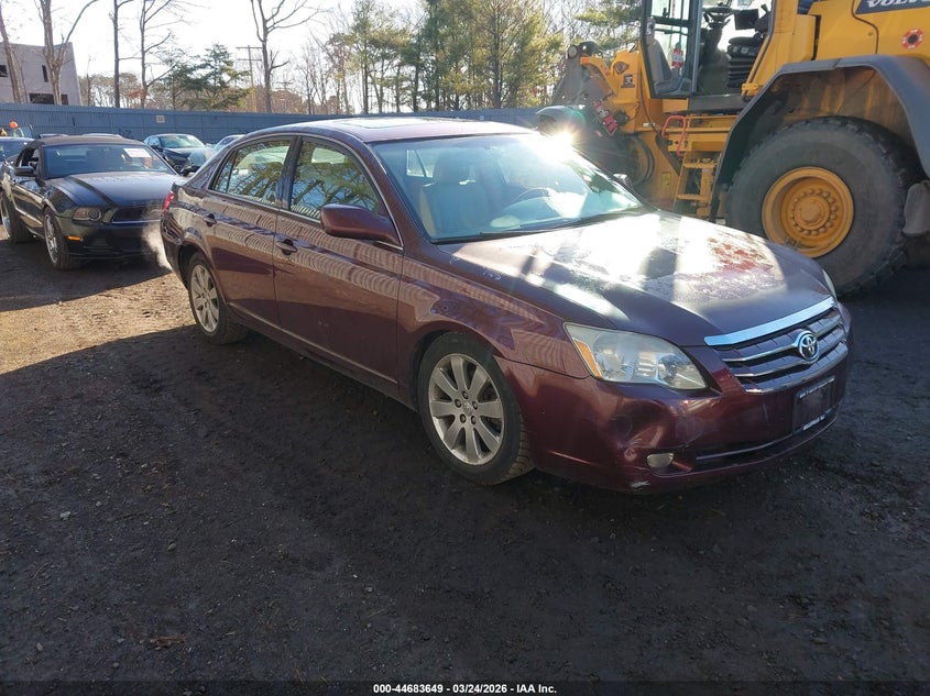 2005 Toyota Avalon Xls