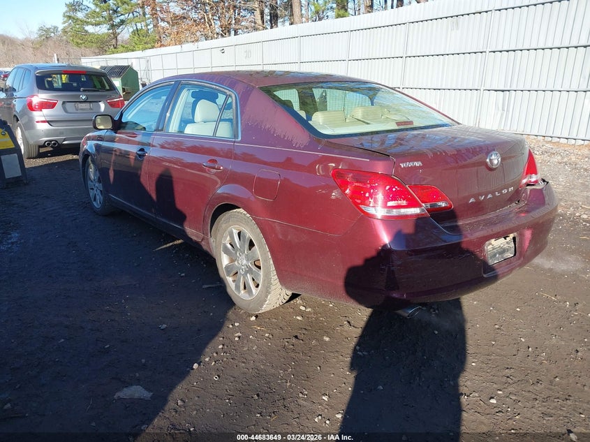 2005 Toyota Avalon Xls