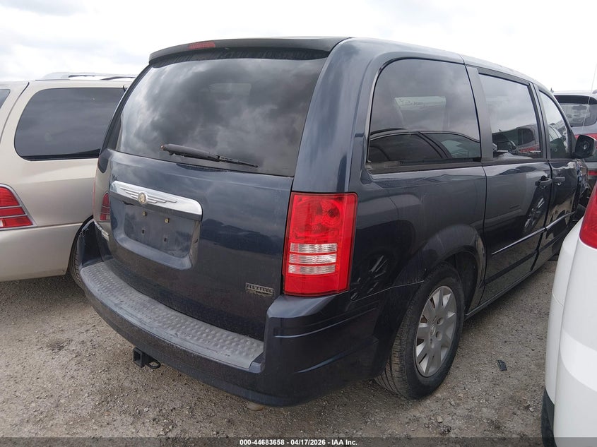 2008 Chrysler Town & Country Lx