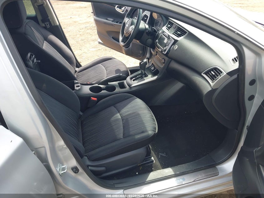 2016 NISSAN SENTRA auction photo 5