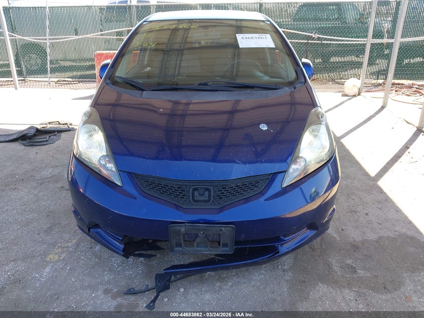 2013 Honda Fit VIN: JHMGE8H32DC080532 Lot: 44683862