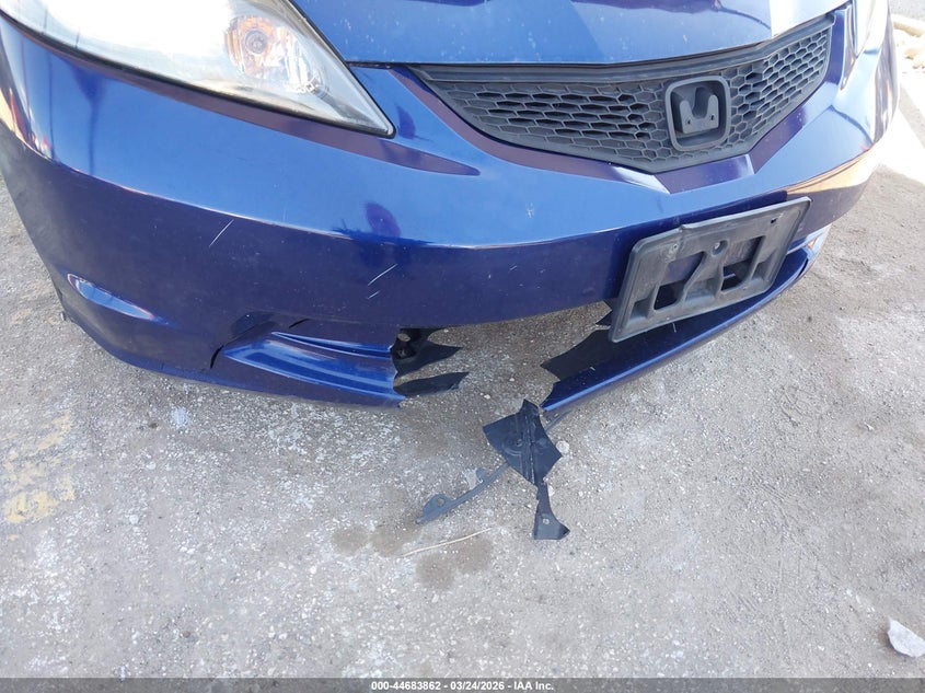 2013 Honda Fit VIN: JHMGE8H32DC080532 Lot: 44683862