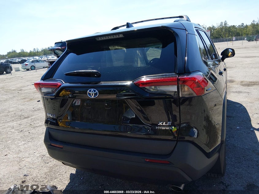 VIN 4T3RWRFV3MU028955 2021 TOYOTA RAV4 HYBRID XLE