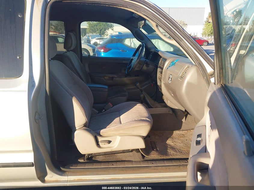 2004 Toyota Tacoma Base V6