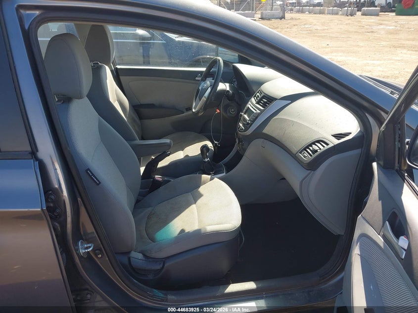 2012 Hyundai Accent Gls