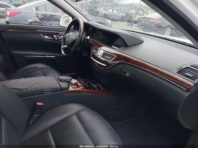 2013 Mercedes-Benz S 550 4Matic