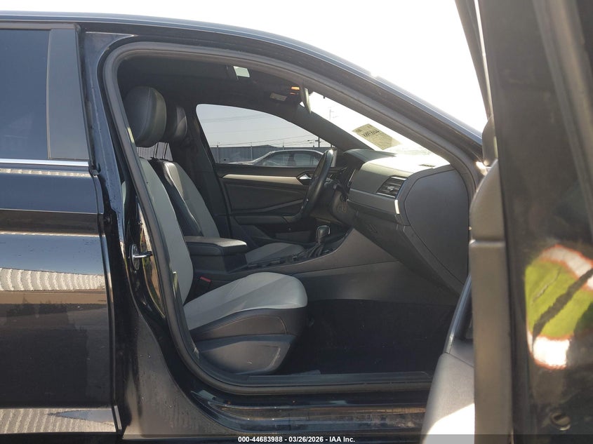 2020 VOLKSWAGEN JETTA 1.4T R-LINE/1.4T S/1.4T SE — Photo 5