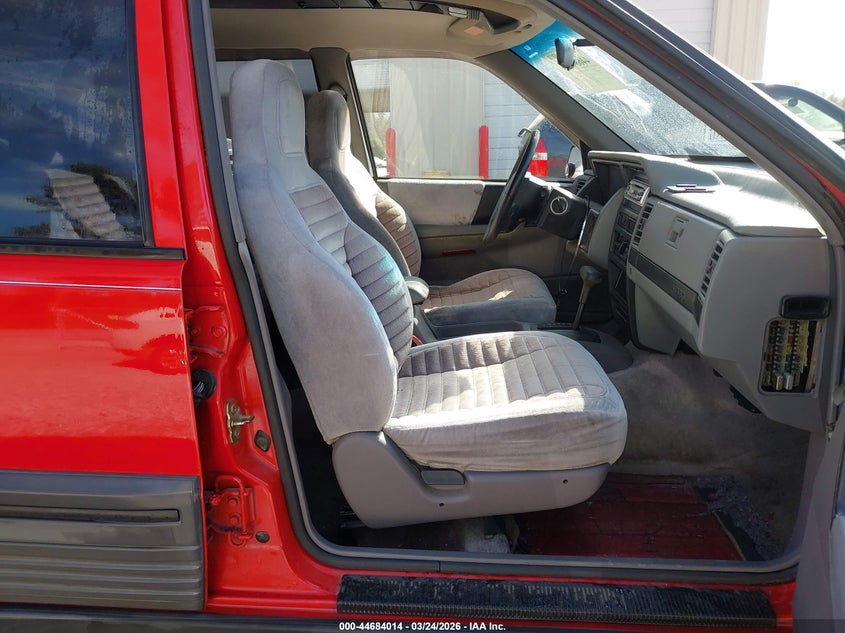 1995 Jeep Grand Cherokee Laredo