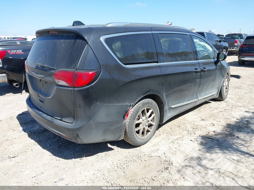 Vin: 2c4rc1bg7lr268780, lot: 45181182, chrysler pacifica touring l 20204