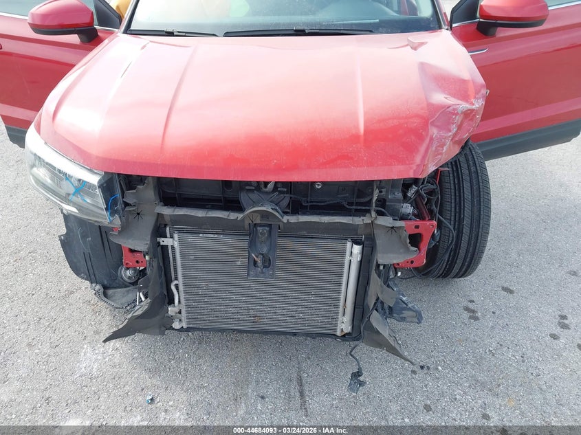 2024 VOLKSWAGEN TAOS auction photo 6