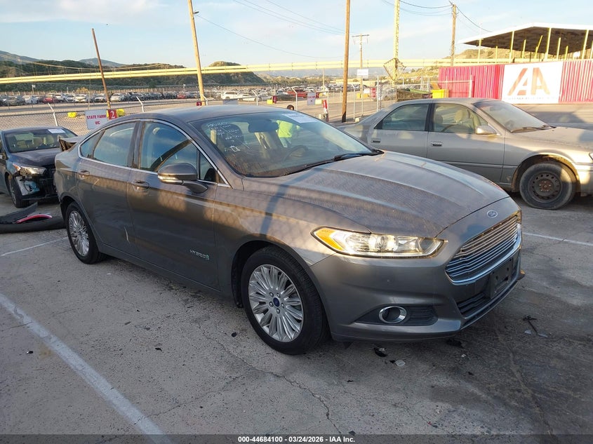 2014 Ford Fusion Hybrid Se