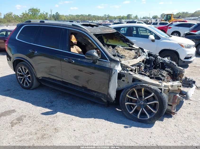 2016 Volvo Xc90 T6 Momentum