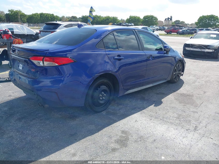 2020 TOYOTA COROLLA auction photo 4