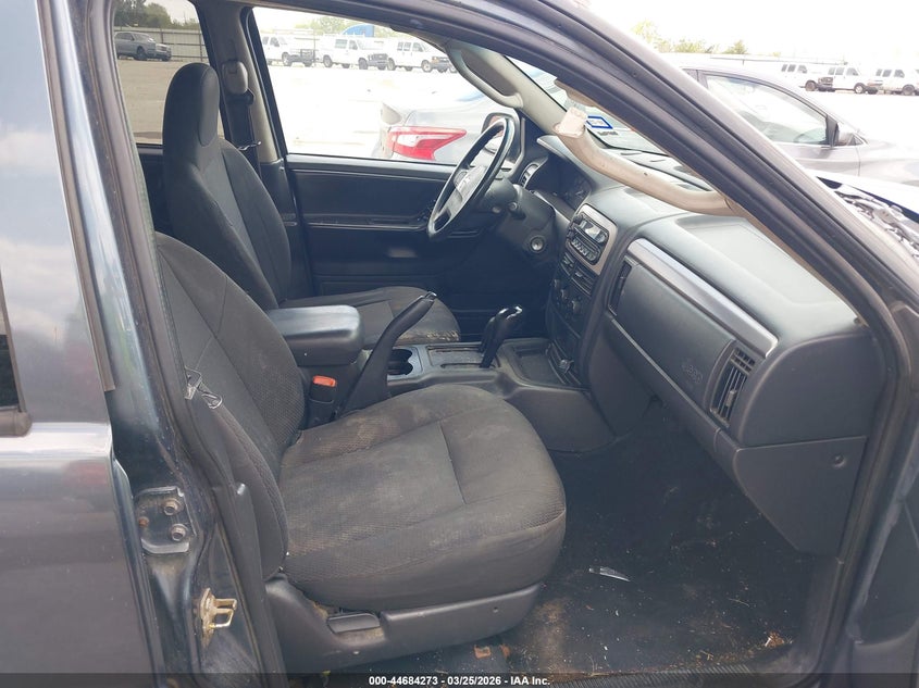 2004 Jeep Grand Cherokee Laredo