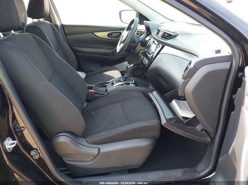 2017 Nissan Rogue Sport S