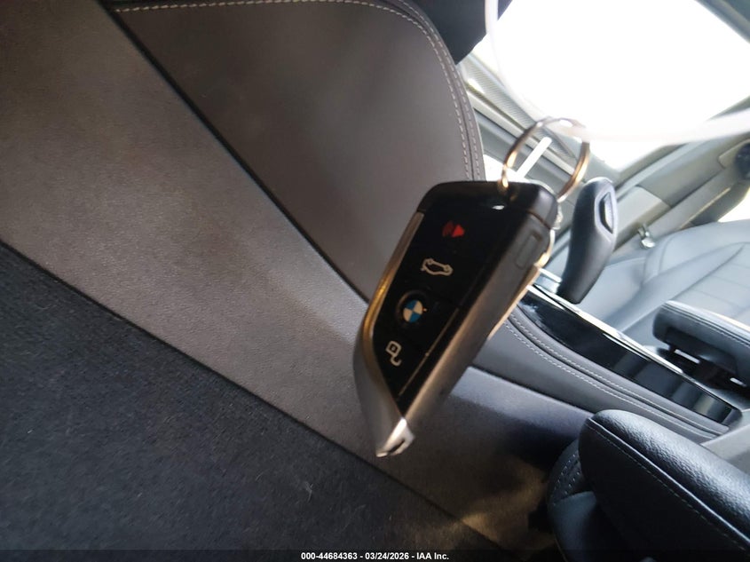 2021 BMW X4 xDrive30I VIN: 5UX2V1C09M9E47988 Lot: 44684363