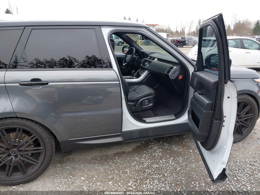2016 Land Rover Range Rover Sport 3.0L V6 Supercharged Hse