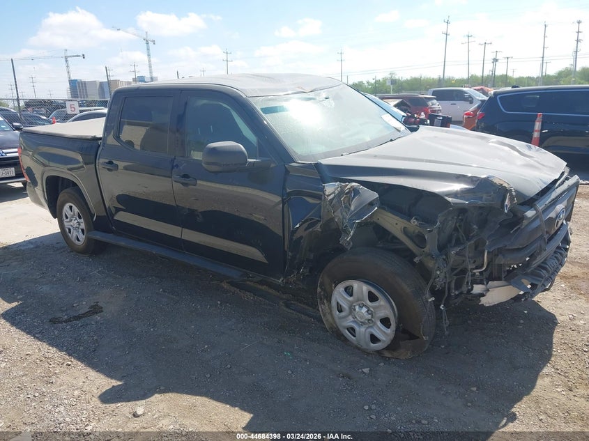 2025 TOYOTA TUNDRA SR
