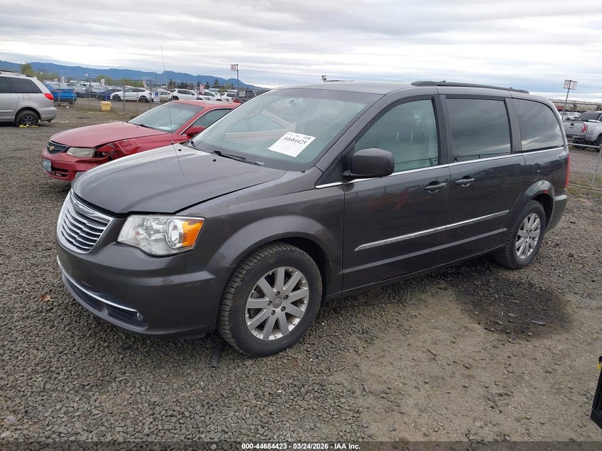 2015 Chrysler Town & Country Touring