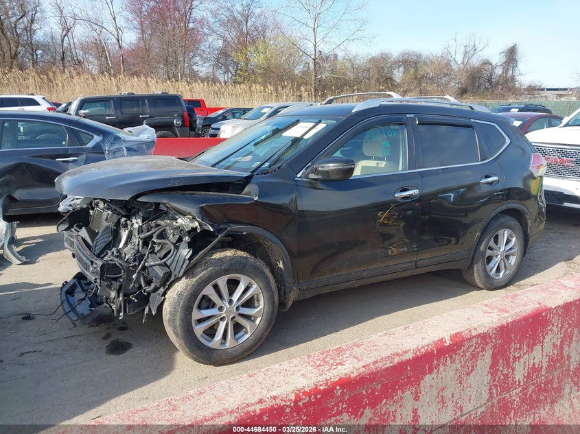 2016 Nissan Rogue Sv