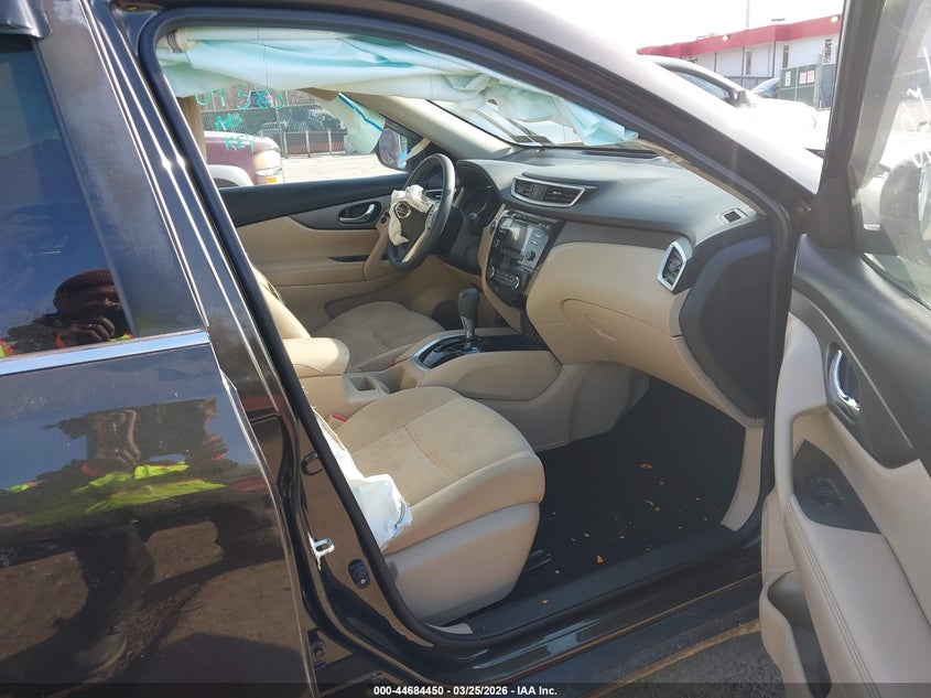 2016 Nissan Rogue Sv