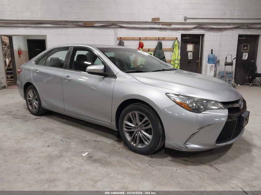 2016 Toyota Camry Se