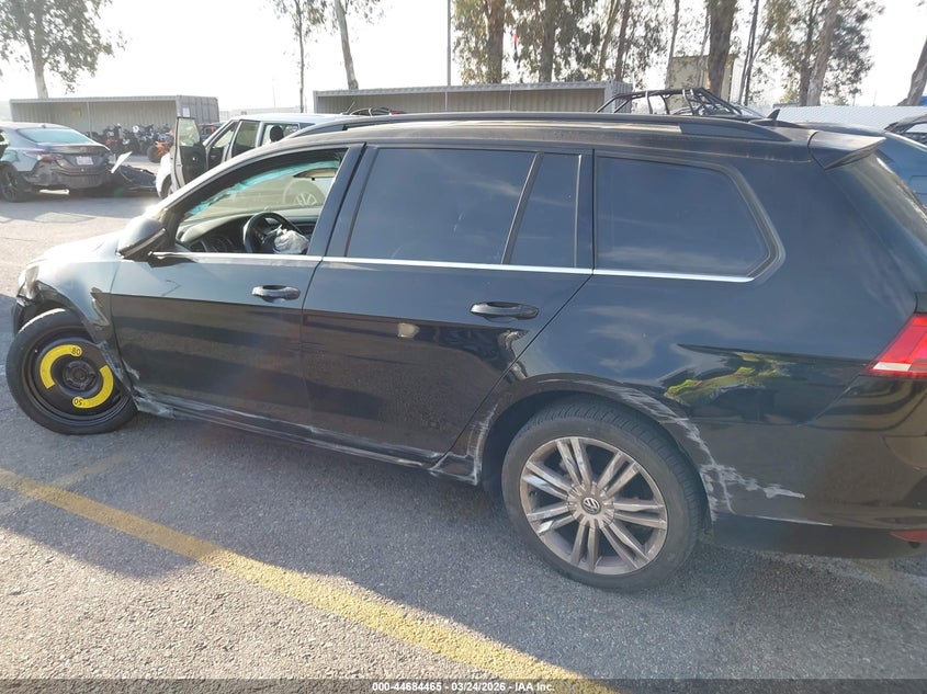 2015 Volkswagen Golf Sportwagen Tdi Se 4-Door VIN: 3VWCA7AU2FM513953 Lot: 44684465