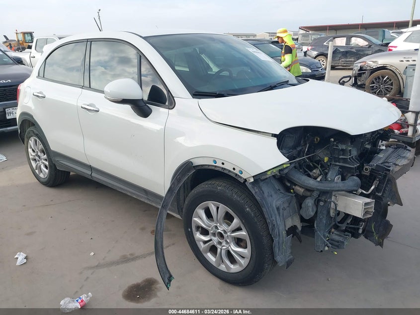 ZFBCFYBT5GP386954 2016 Fiat 500X Easy auction photo 1