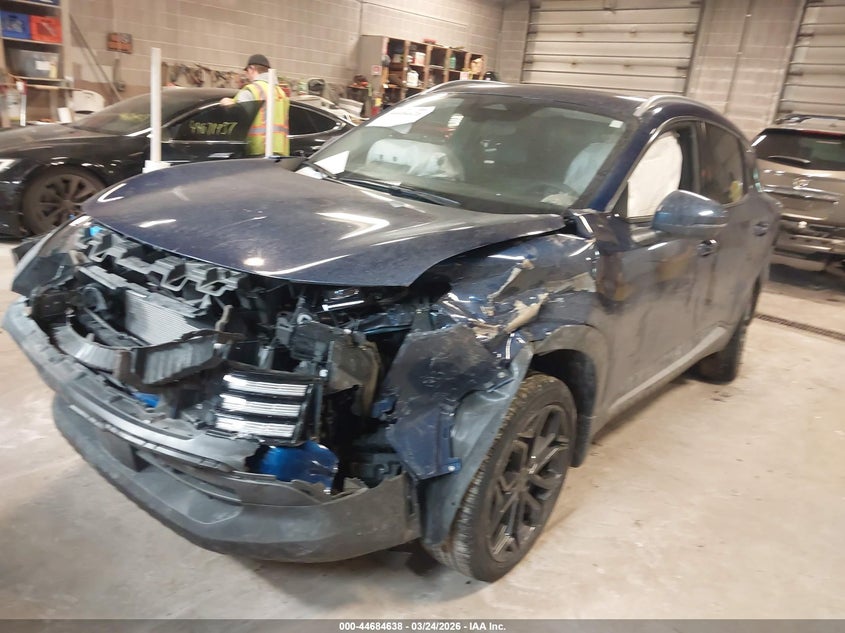 2025 Nissan Kicks Sr Fwd