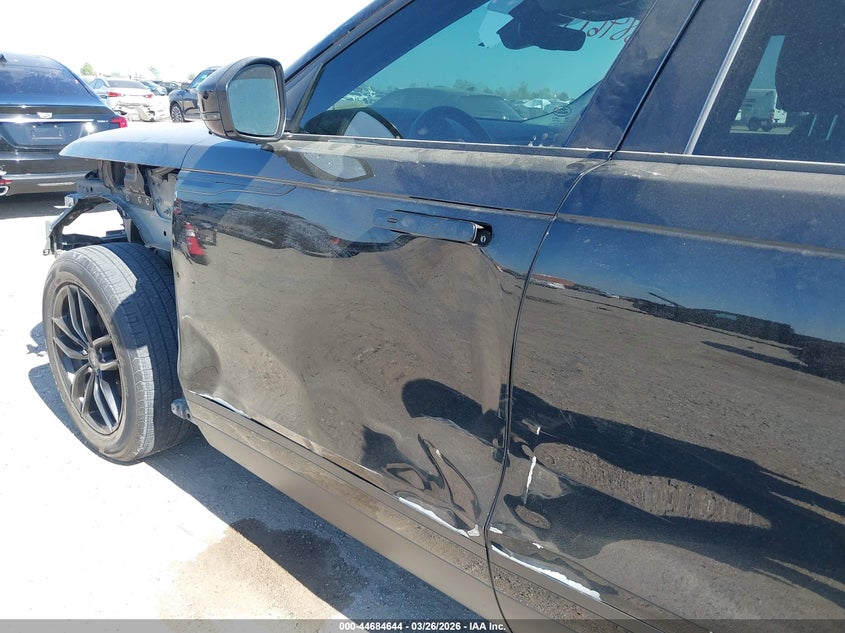 2020 Land Rover Range Rover Velar P250 S VIN: SALYB2EX2LA252757 Lot: 44684644