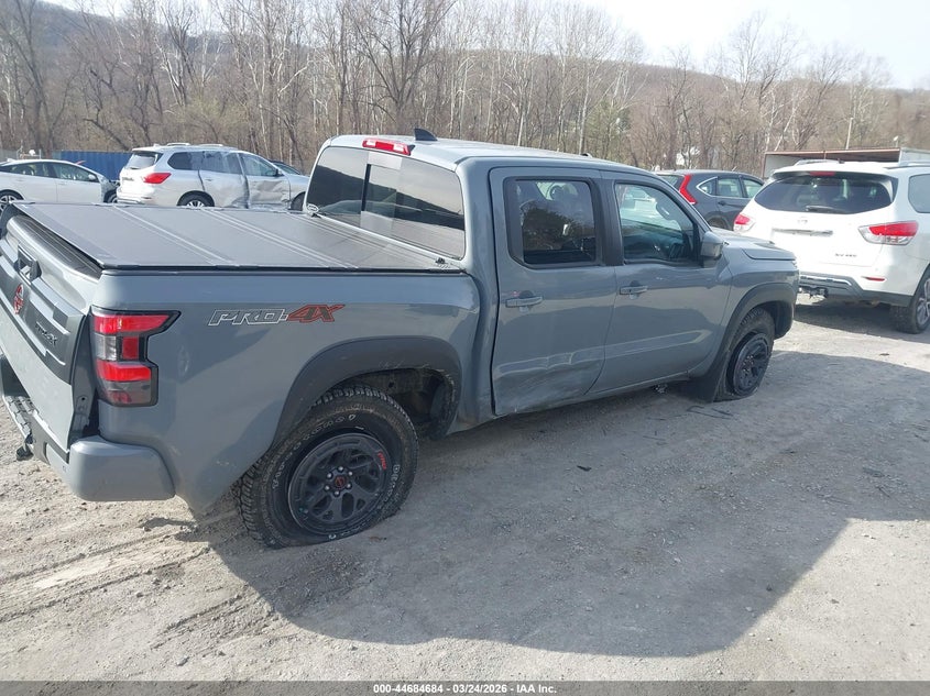 2025 Nissan Frontier Pro-4X 4X4