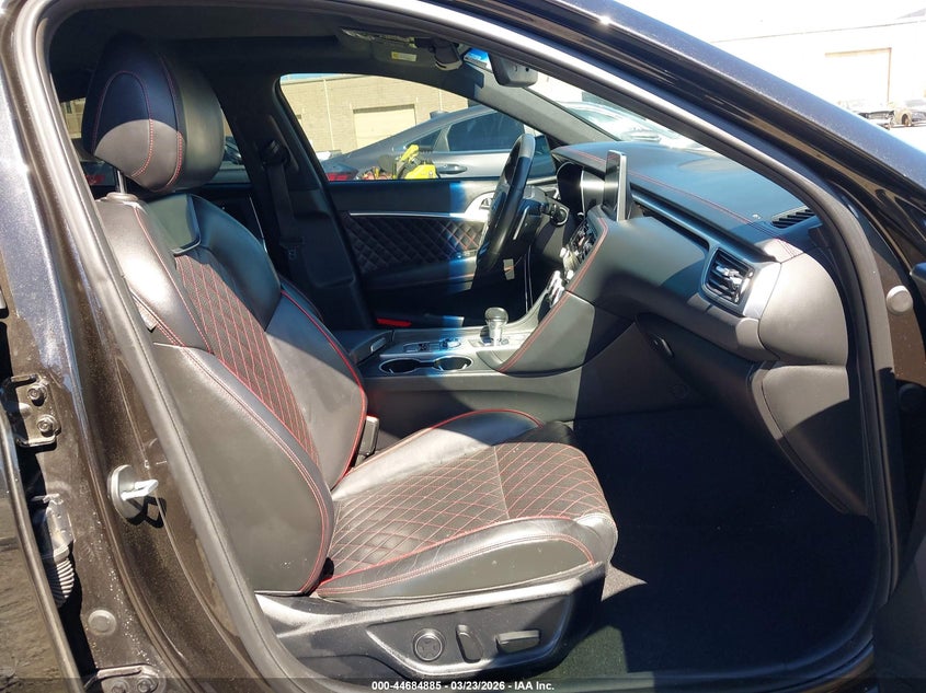 2019 Genesis G70 3.3T Advanced