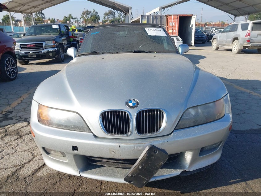 1998 BMW Z3 2.8 VIN: 4USCJ332XWLB63302 Lot: 44684968