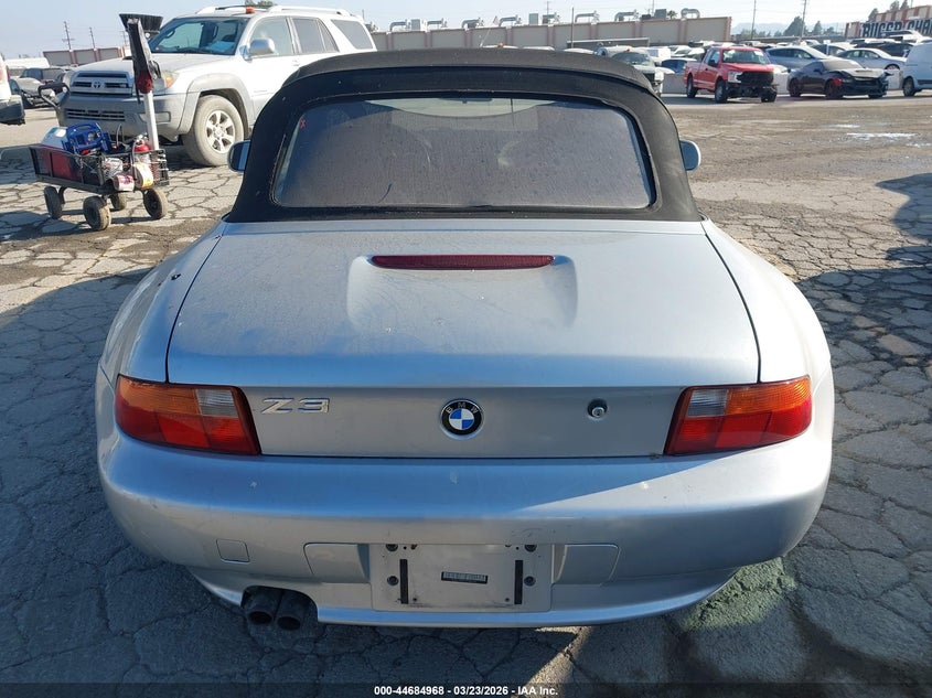 1998 BMW Z3 2.8 VIN: 4USCJ332XWLB63302 Lot: 44684968