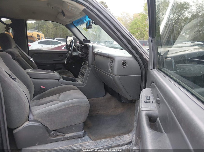 2004 Chevrolet Silverado 2500Hd Ls