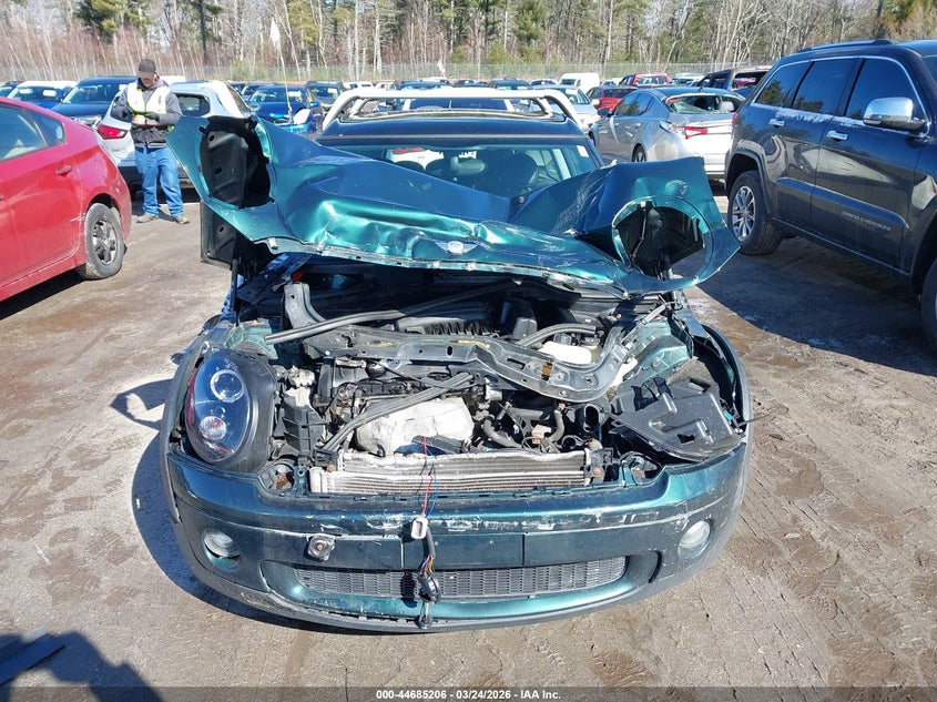 2010 Mini Cooper Clubman VIN: WMWML3C57ATX51434 Lot: 44685206