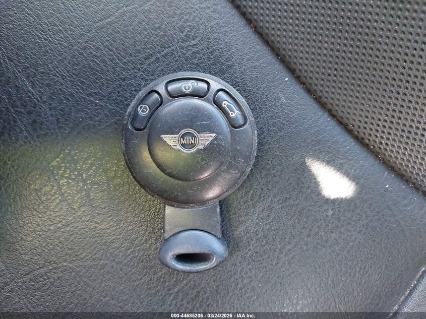 2010 Mini Cooper Clubman VIN: WMWML3C57ATX51434 Lot: 44685206