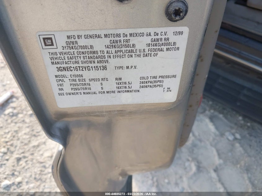 2000 Chevrolet Suburban 1500 Lt VIN: 3GNEC16T2YG115136 Lot: 44685273