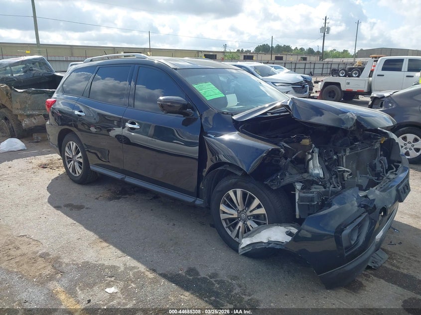 2018 Nissan Pathfinder Sl