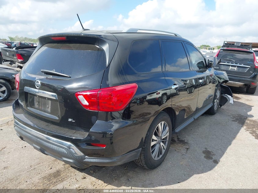 2018 Nissan Pathfinder Sl