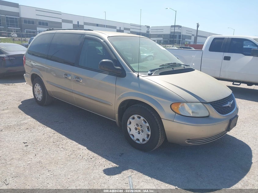 2002 Chrysler Town & Country Lx