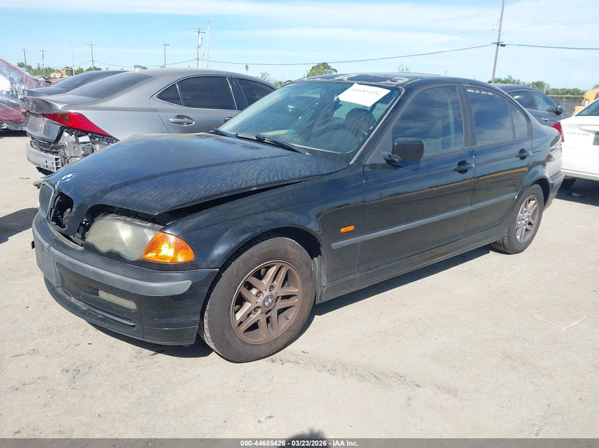 2000 BMW 323I